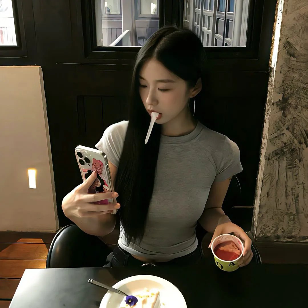 行走的鸡毛掸子